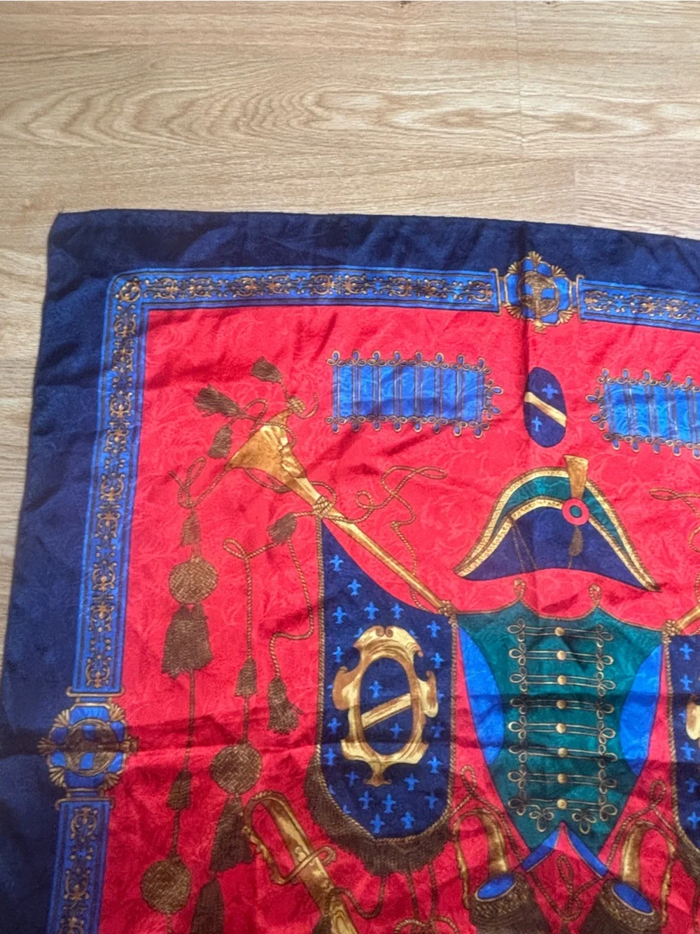 Silk-Feel Navy & Red Printed Neck Scarf